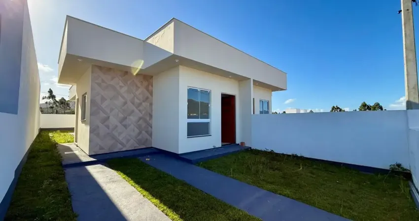 Linda casa com duas suites em gov. celso ramos, cidade com 60 praias para seu desfrute.