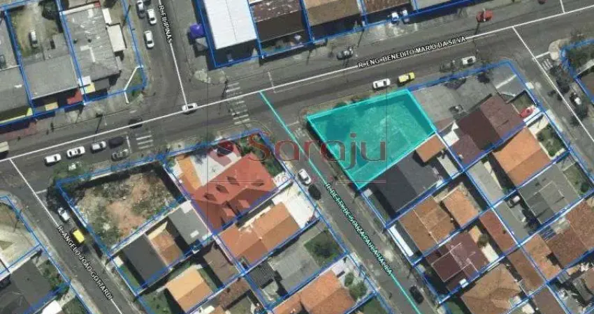 Saraju Imobiliaria aluga terreno de esquina em rua Comercial