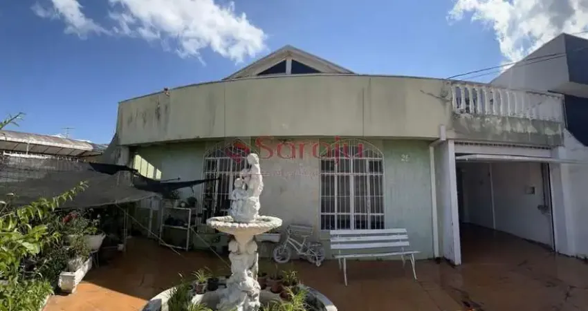 Vende-se Casa Terrea no Cajuru - Excelente Localizacao!