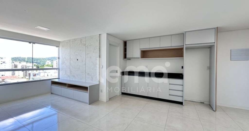 Cobertura com 3 quartos para alugar na Vila Nova, Blumenau 