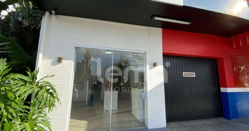 Sala comercial com 1 sala para alugar em Água Verde, Blumenau 