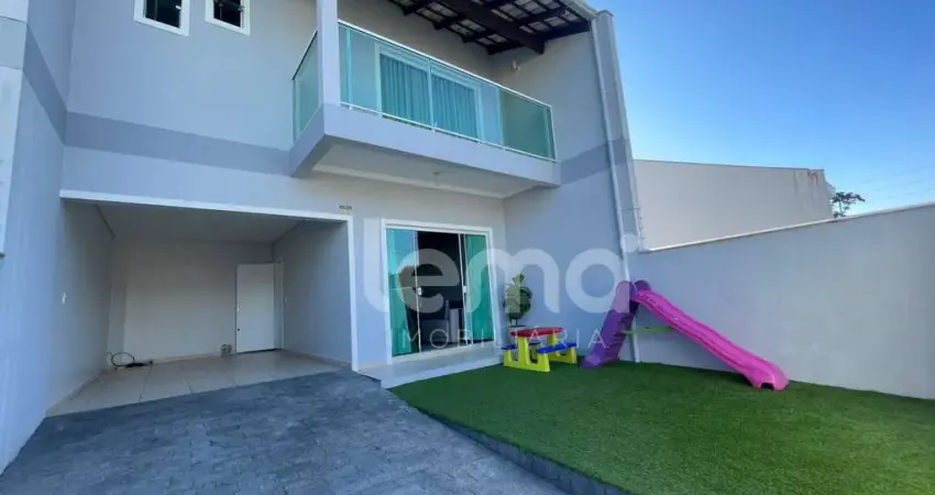 Casa com 3 quartos à venda em Água Verde, Blumenau 