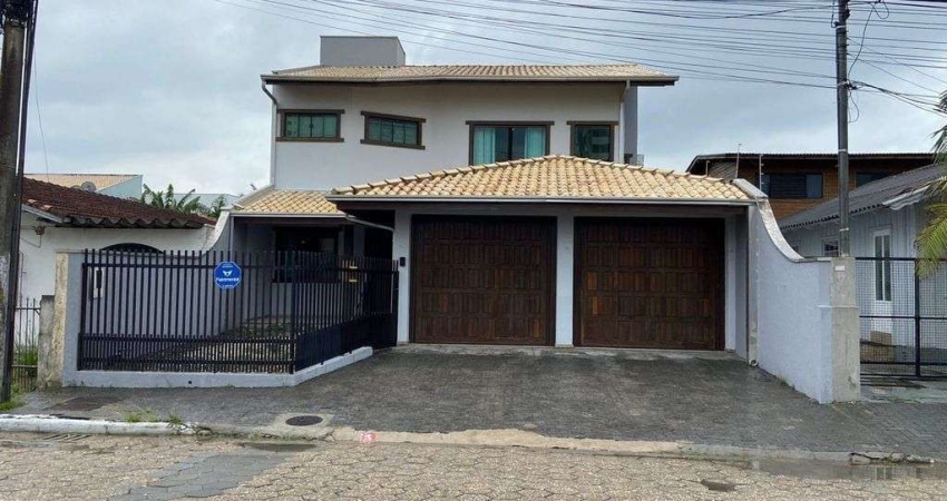 Ampla Casa Bairro Sao Joao  3 quartos + 1 suite Master