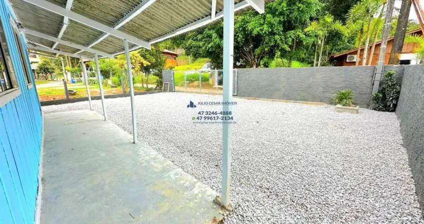 CASA DE MADERIA 03 DORMITORIOS BAIRRO BRILHANTE EM ITAJAI