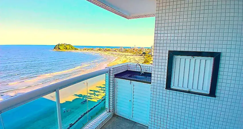 Cobertura Tríplex  de frente pro mar na Praia Central em Guaratuba - Paraná