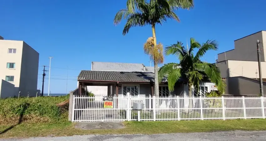 Casa para venda na quadra do mar com 4 quartos em no balneário praia grande