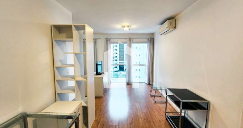 Apartamento com 1 quarto para alugar na Rua Juquis, 391, Moema, São Paulo