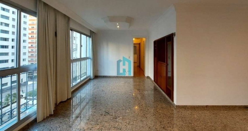 Apartamento com 3 quartos para alugar na Avenida Lavandisca, 538, Moema, São Paulo
