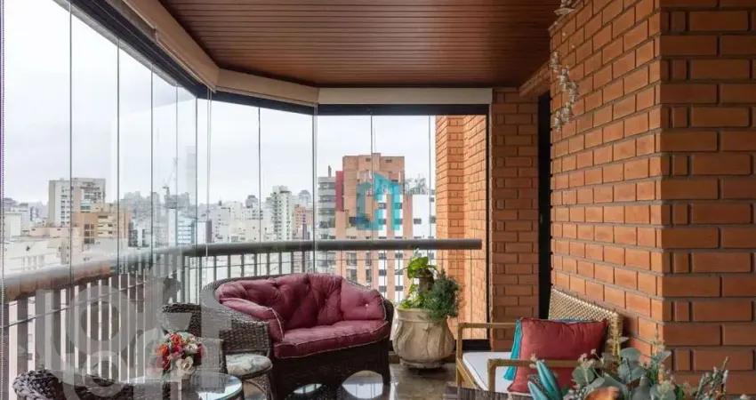 Apartamento com 4 quartos à venda na Rua Inhambú, 1233, Vila Uberabinha, São Paulo