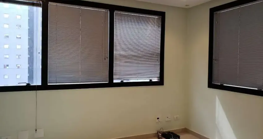 Sala comercial com 1 sala para alugar na Avenida Iraí, 143, Moema, São Paulo