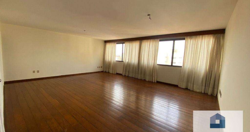 Apartamento com 3 Quartos e 2 Vagas de Garagem no Centro de Rio Preto!