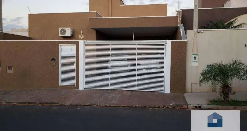 Casa térrea  - bairro Vila Cassini com 3 dormitórios e 2 vagas de garagem /  próximo ao compre mix !!