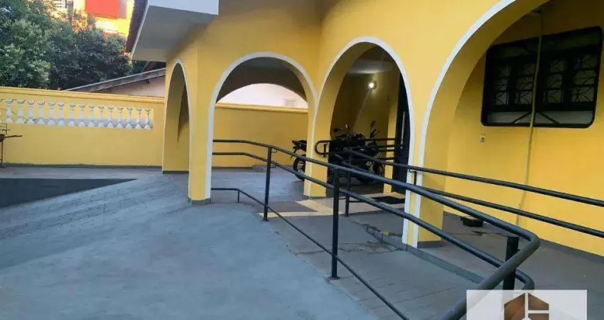 Casa Comercial para locação no Jardim Walkíria com 3 salas e 3 vagas de garagem / Próximo ao Plaza Avenida Shopping