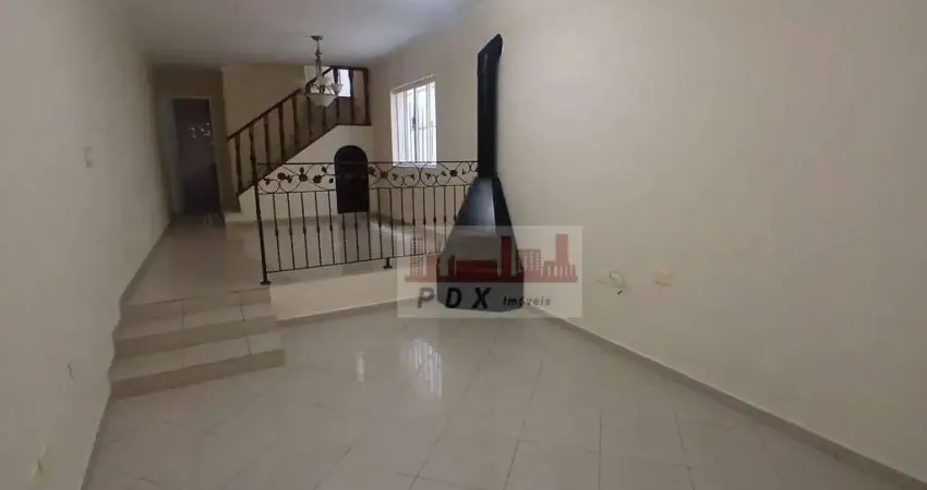 Casa com 3 quartos para alugar na Rua Simões Pinto, Parque Jabaquara, São Paulo