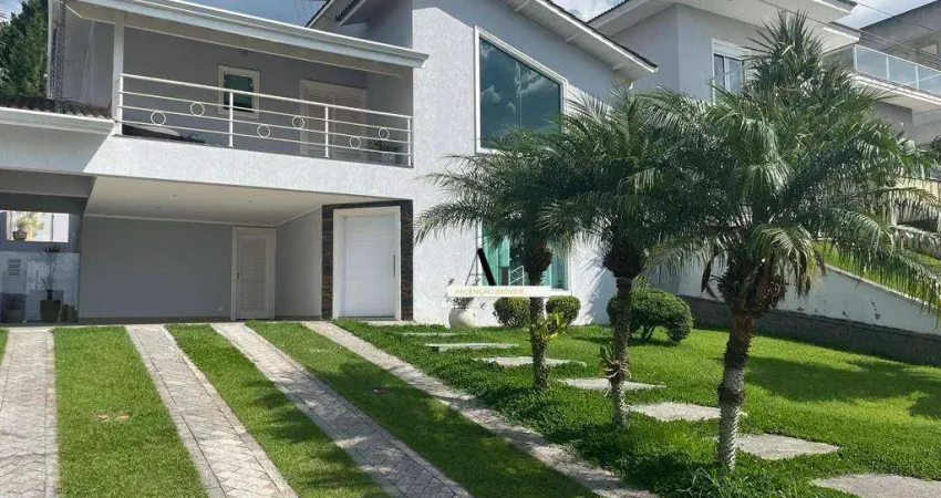 Casa com 5 dormitórios à venda, 250 m² por R$ 2.000.000,00 - Jardim Imperial Hills III - Arujá/SP