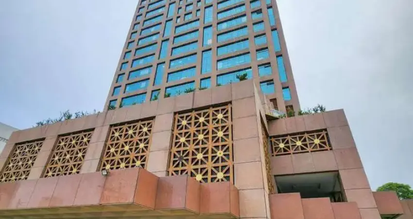 Casa comercial à venda na Avenida Tancredo Neves, 450, Caminho das Árvores, Salvador