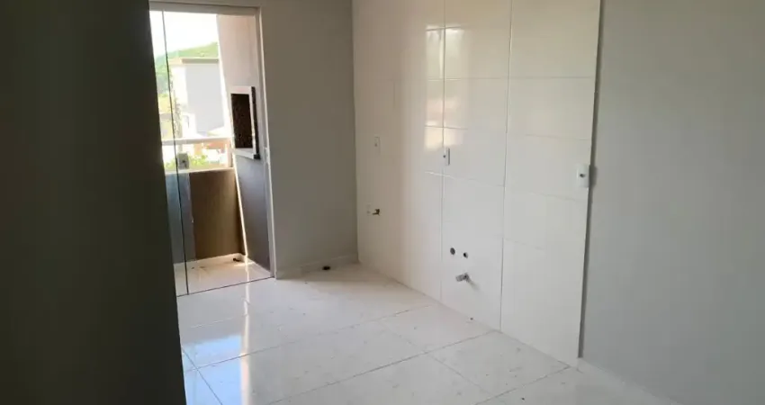 Apartamento 2 dormitórios, 1 suíte no Ribeirão da Ilha