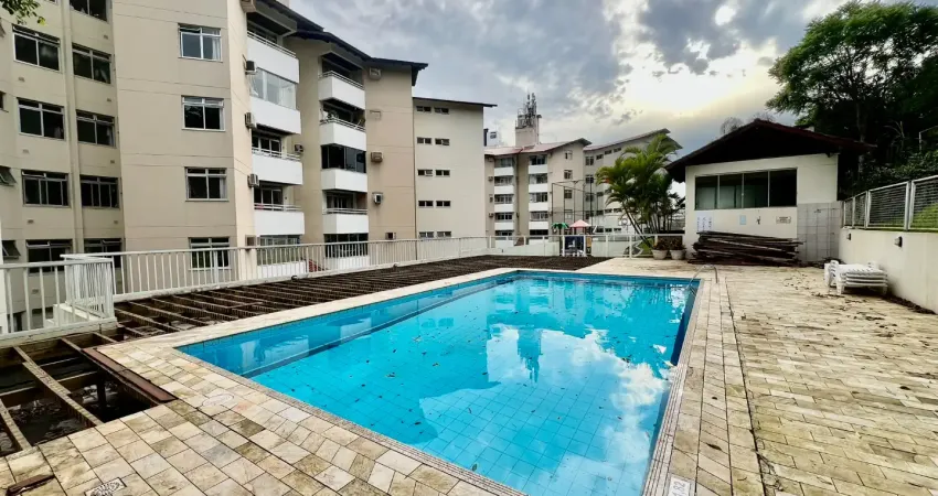 Apartamento com suíte e sacada no itacurubi – ideal para morar ou investir