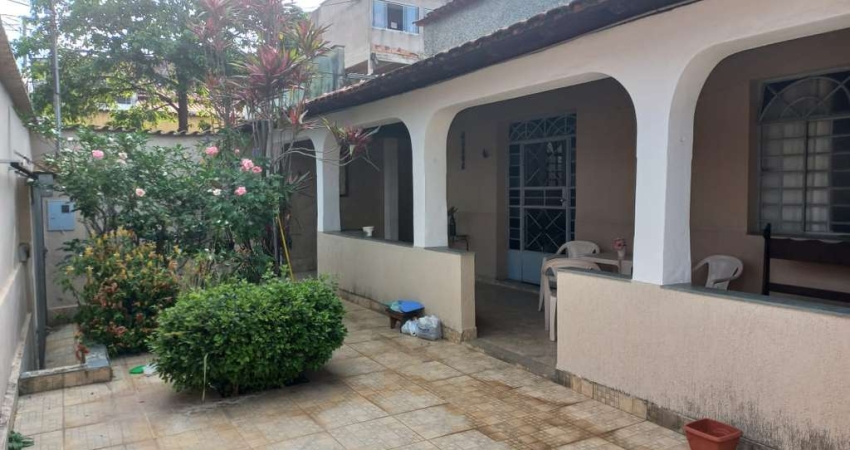 Casa com 4 quartos à venda no Parque Leblon, Belo Horizonte 