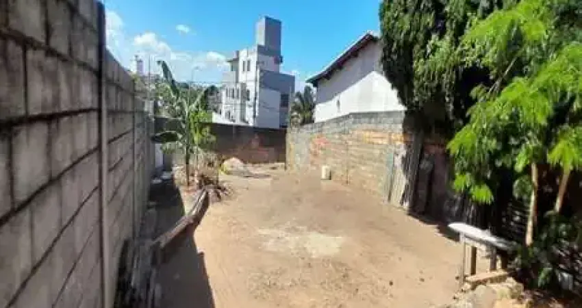Casa à venda no Planalto, Belo Horizonte 