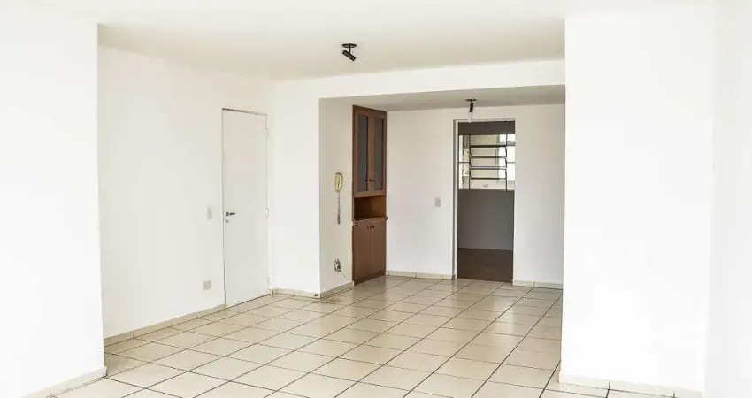 Apartamento com 3 quartos para alugar na Rua Francisco Alves Guimarães, 494, Cristo Rei, Curitiba