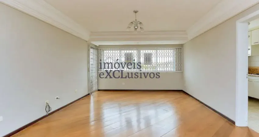 Casa com 3 quartos para alugar na Rua Cristiano Strobel, 1178, Xaxim, Curitiba