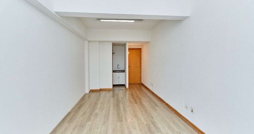 Sala comercial com 2 salas à venda na Rua Capitão Souza Franco, 848, Batel, Curitiba