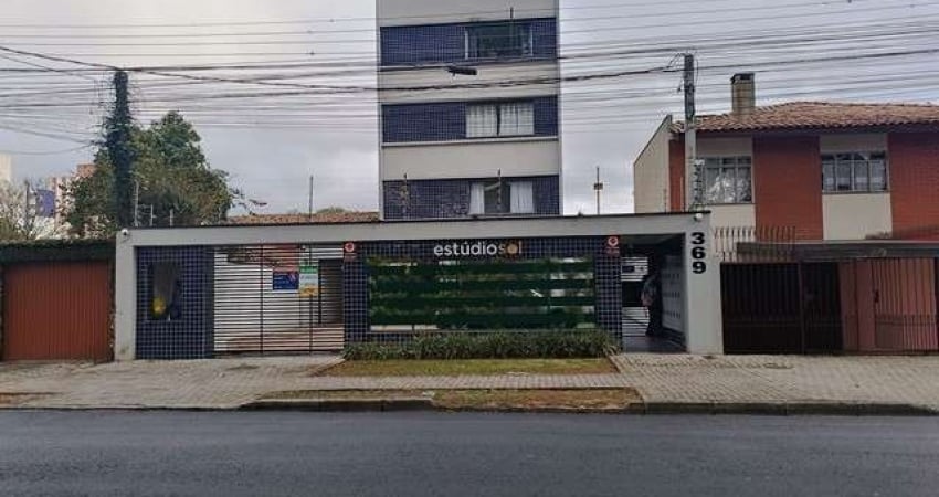 Kitinet para alugar, 29.09 m2 por R$1390.00  - Portao - Curitiba/PR