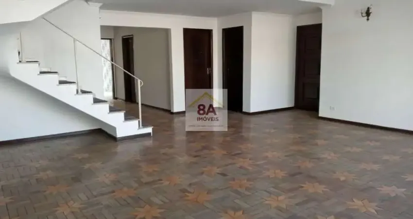 Maravilhoso Sobrado!!! Rua Calma e larga!!   243 M² de área util.  4 Dormitórios 2 suítes !!!!