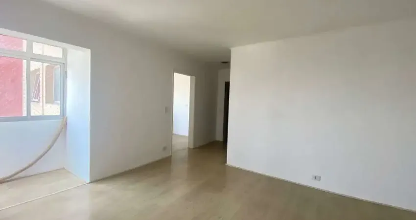 Apartamento à venda 2 dormitórios, 1 vaga coberta Bairro Vila Santa Catarina