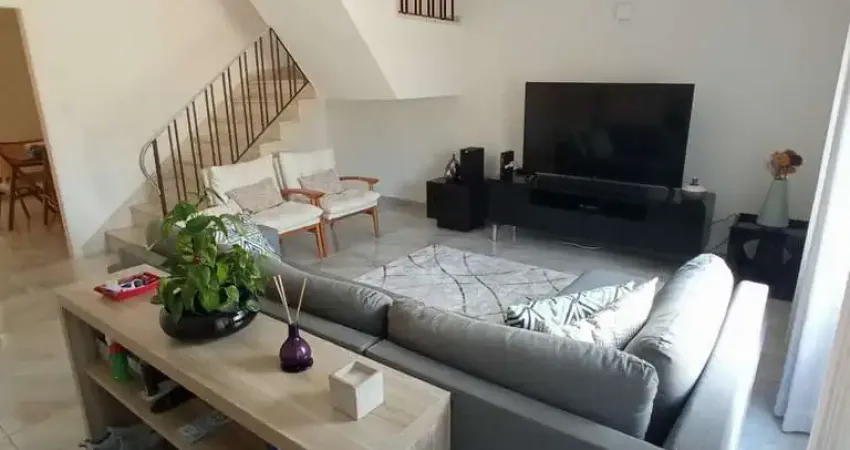 Casa com 3 quartos à venda na Rua Carlos Tiago Pereira, --, Bosque da Saúde, São Paulo