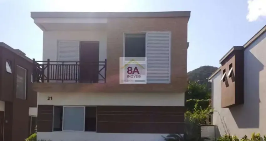 Maravilhosa Casa em Condomínio com 4 Suítes na Praia de Juquehy!!!