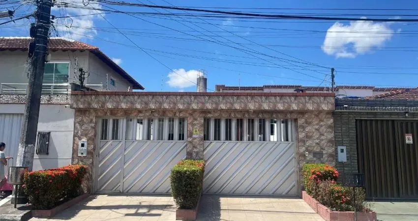 Casa com 2 quartos para alugar na Avenida Visconde de Camaragibe, 10, Flores, Manaus