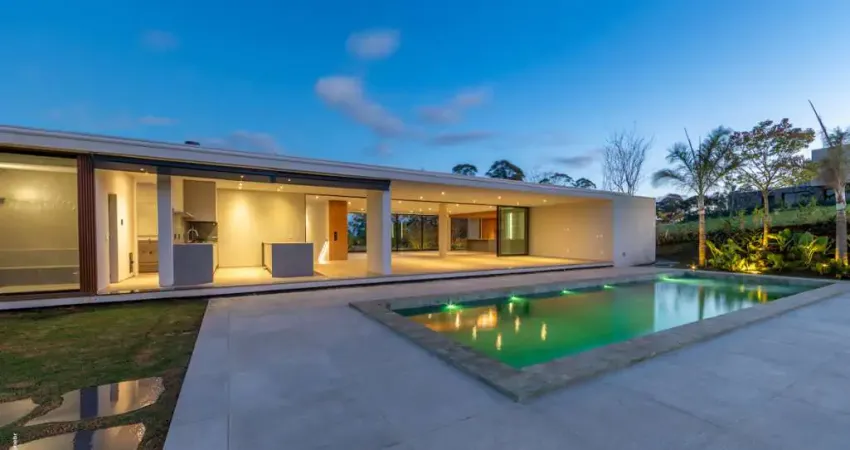 Casa no condomínio fazenda dona carolina para venda com 4 quartos, sendo 4 suítes, 656m²