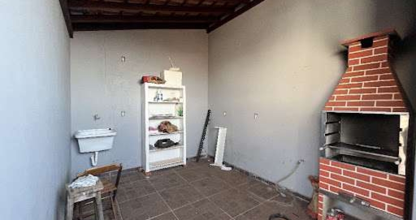 Casa com 2 dormitórios à venda, 90 m² por R$ 330.000,00 - Jardim Cambuí - Botucatu/SP