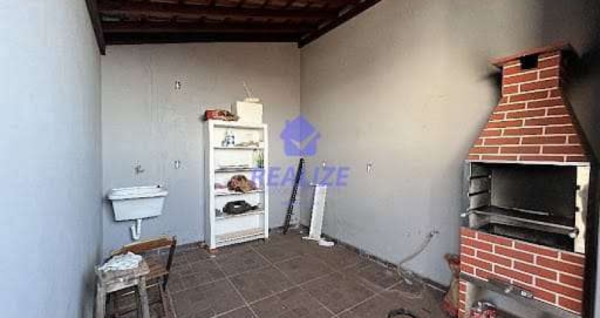 Casa com 2 dormitórios à venda, 90 m² por R$ 330.000,00 - Jardim Cambuí - Botucatu/SP