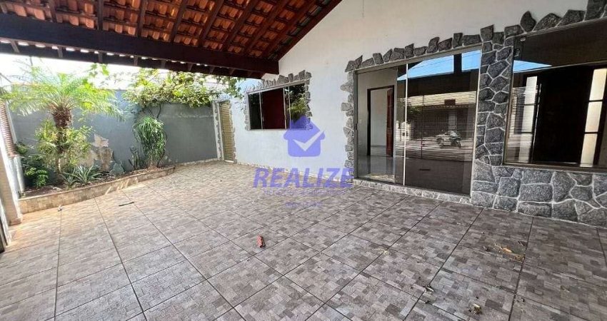 Oportunidade -  Casa Vila Pinheiro Machado / Vila Ângela - Botucatu / SP