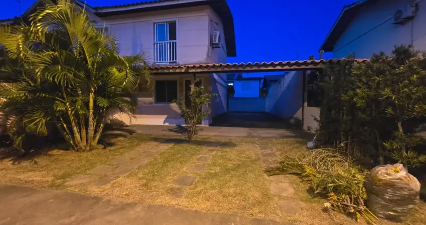 Casa de 2/4 com excelente área de ampliação no casas do bosque
