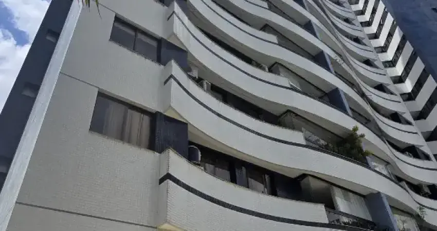 Lindo apartamento de 4 quartos com dependência completa no itaigara