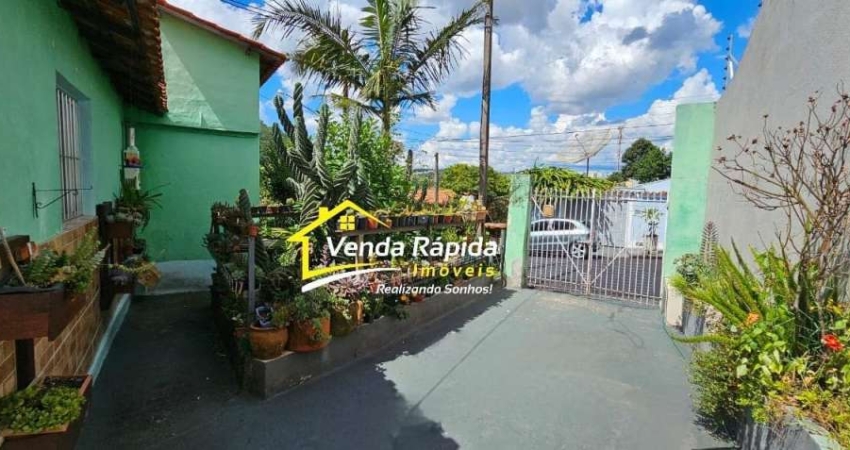 Casa Térrea c/3 dorms/1 Suíte/2 banheiros/Quintal + 4 vagas. Local.Agapeama- Jundiaí-SP