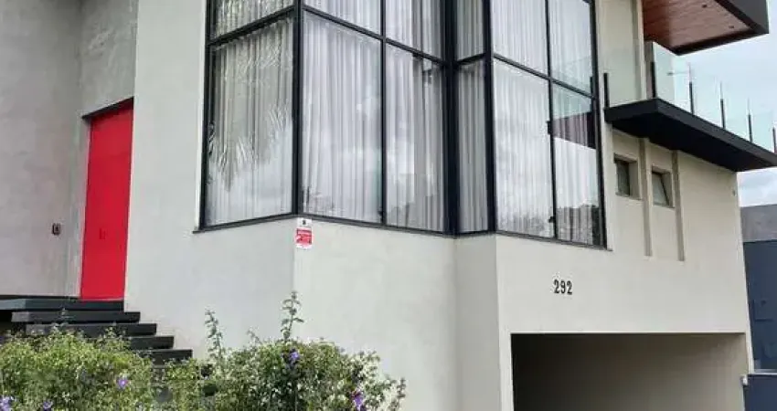 Casa à venda alphaville vespasiano – 4 suítes, piscina e área gourmet