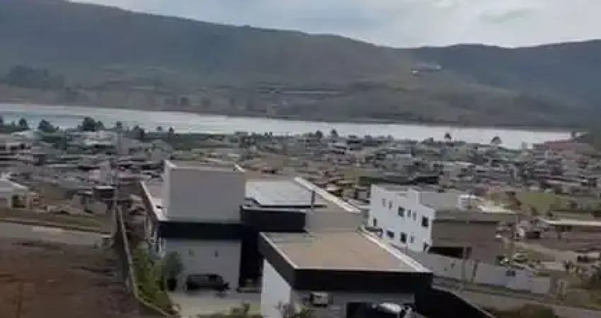 Maior lote do costa laguna! 1.249m² com projeto aprovado para construir