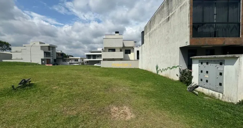 Terreno em condomínio fechado à venda na Rua Fernando de Noronha, 2590, Santa Cândida, Curitiba