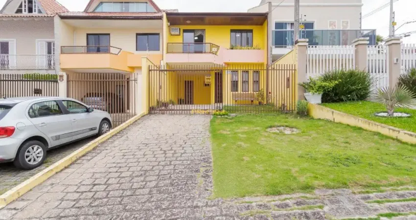 Amplo Sobrado no Atuba com 3 quartos sendo 1 suíte com 113m² privativos