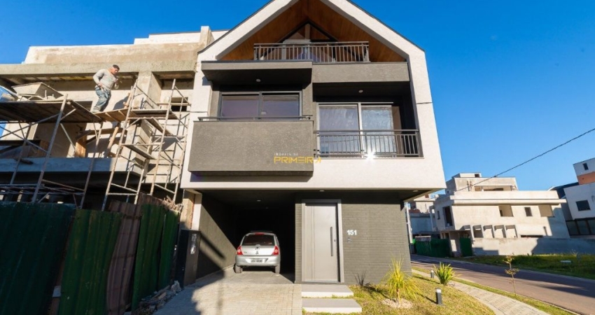Cond. Vivendas do Parque - Triplex 3 dorm. (1suíte), e 2 vagas no Santa Cândida