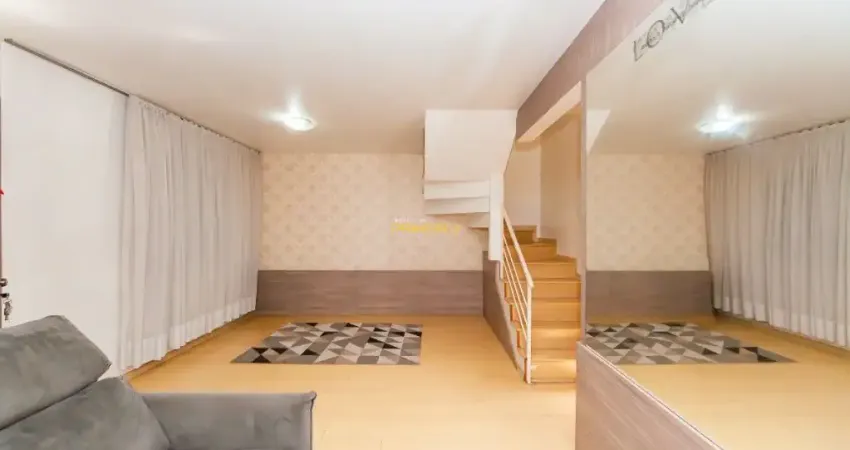 Resid. Janz - Sobrado mobiliado 3 dormitórios (1 suite)  2 vagas no Mossunguê