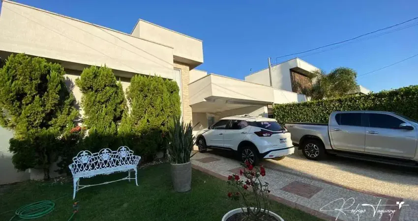 Casa em condomínio fechado com 4 quartos à venda na Rua das Tarumãs, Jardins Lisboa, Goiânia