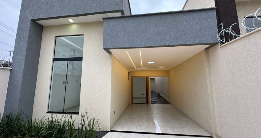 Casa térrea à venda na Vila Oliveira com 3 quartos, suíte e área de lazer com piscina