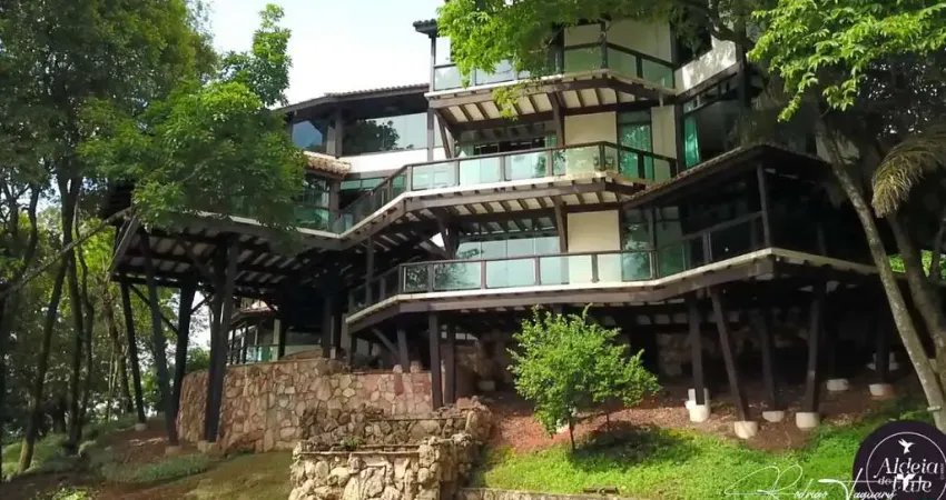 Sobrado Estilo Fazenda à venda no Aldeia do Vale – 5 suítes, lazer completo e 5.000 m² de terreno