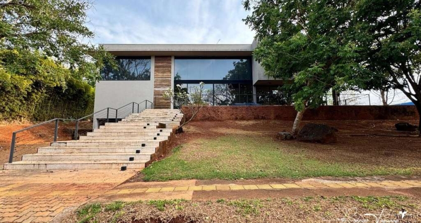 Sobrado moderno à venda no Aldeia do Vale com 4 suítes, lazer completo e localização privilegiada